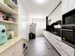 Blk 297 Big Mac Centre (Tampines), HDB 4 Rooms #562451531
